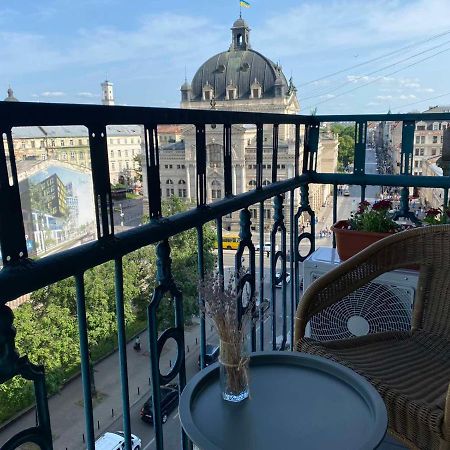 Stylish Deluxe Apartments!!! Lviv Ngoại thất bức ảnh