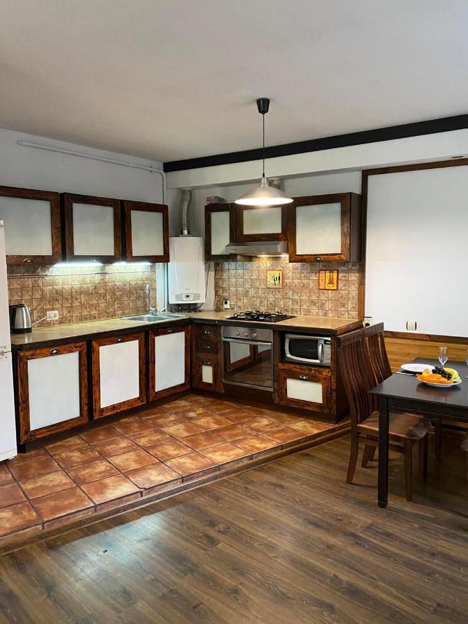 Stylish Deluxe Apartments!!! Lviv Ngoại thất bức ảnh