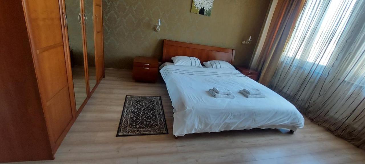 Stylish Deluxe Apartments!!! Lviv Ngoại thất bức ảnh