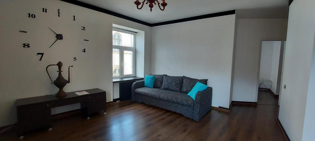 Stylish Deluxe Apartments!!! Lviv Ngoại thất bức ảnh